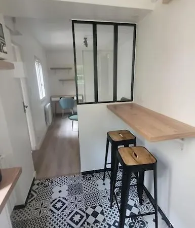 Maisonnette Avec Jardin Proche Paris Apartment